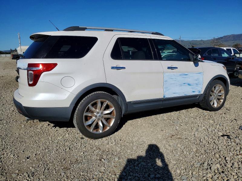 Photo 3 from auction – 2014 FORD EXPLORER L with VIN 1FM5K7F84EGA90527
