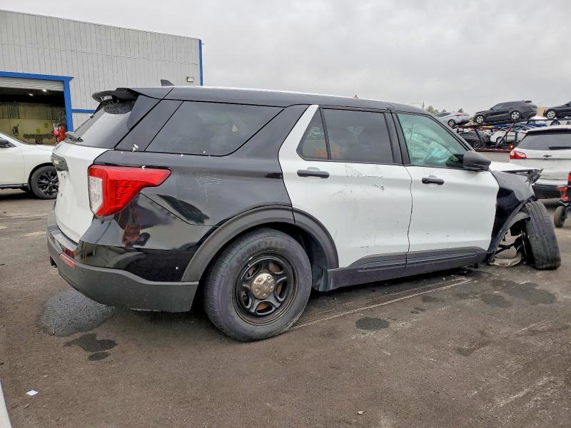 Photo 3 from auction – 2020 FORD EXPLORER P with VIN 1FM5K8AB2LGB84945