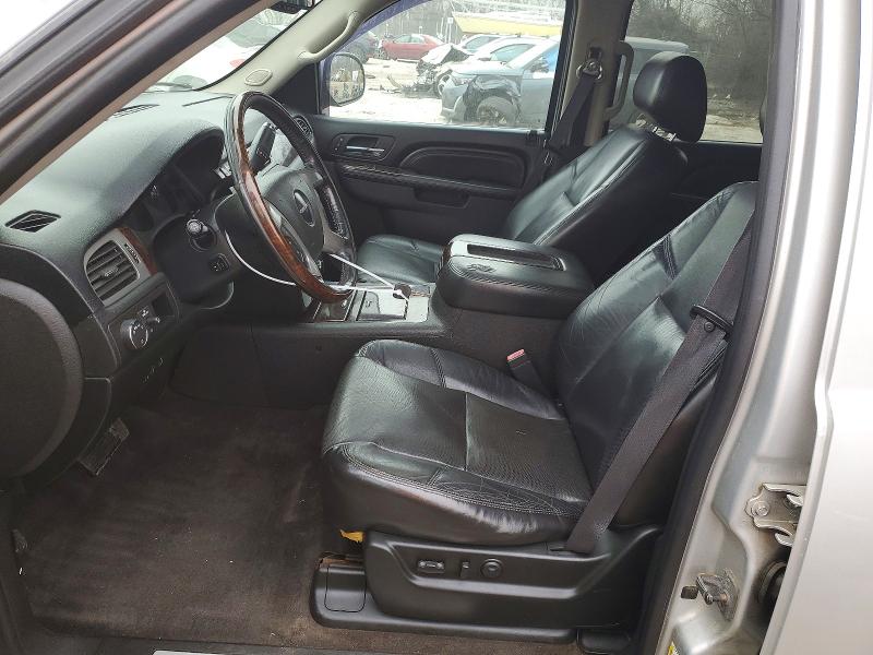 Photo 7 from auction – 2011 GMC YUKON DENA with VIN 1GKS2EEF3BR127938