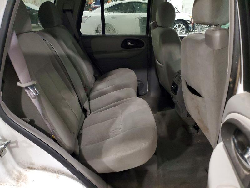 Photo 11 from auction – 2005 CHEVROLET TRAILBLAZER with VIN 1GNDT13S352224636
