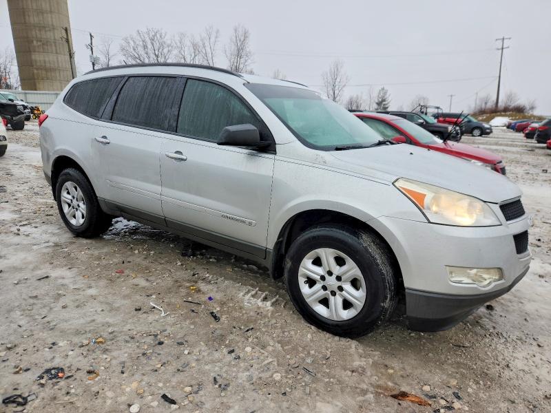 Photo 4 from auction – 2012 CHEVROLET TRAVERSE L with VIN 1GNKRFEDXCJ414079