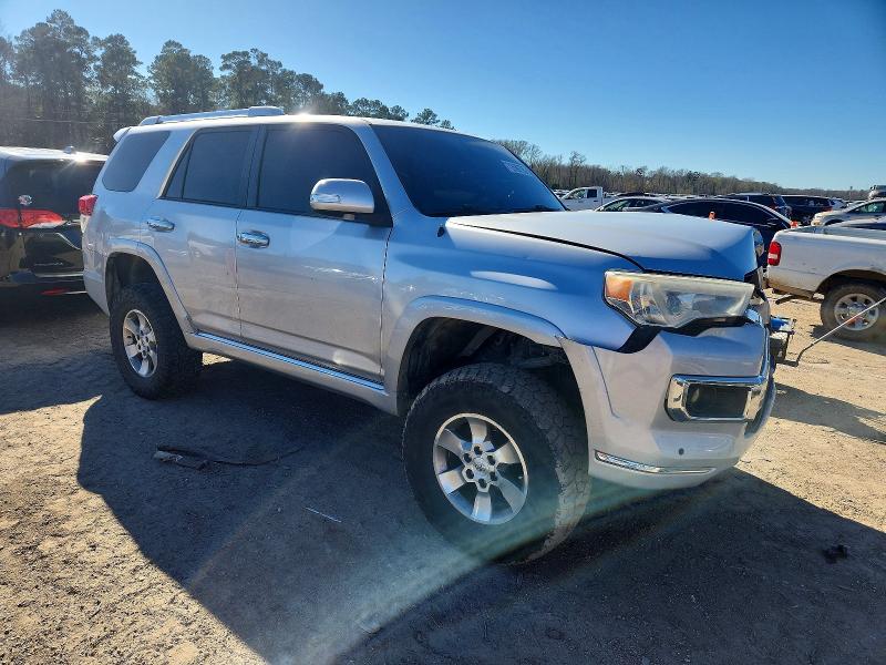 Photo 4 from auction – 2013 TOYOTA 4RUNNER SR with VIN JTEZU5JR9D5062264