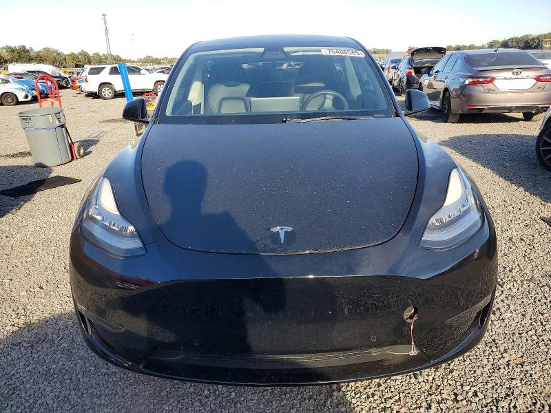 Photo 5 from auction – 2021 TESLA MODEL Y with VIN 5YJYGDEDXMF109476