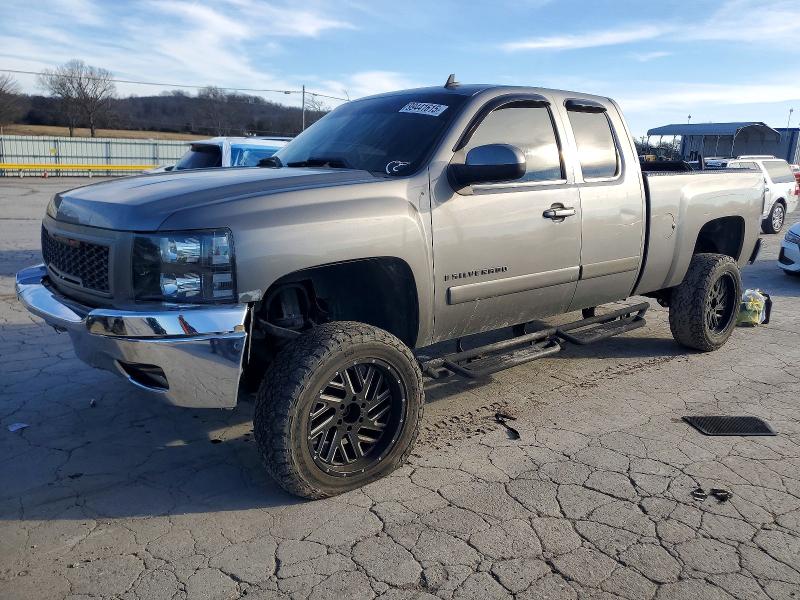 CHEVROLET SILVERADO 2007 с VIN 2GCEK190671724962 - Фото с аукциона