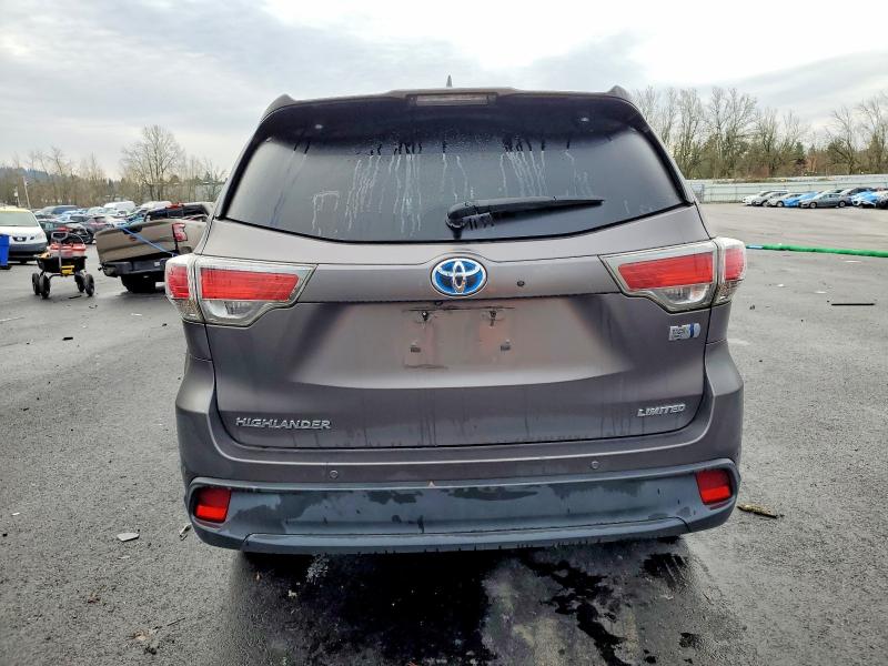 Photo 6 from auction – 2015 TOYOTA HIGHLANDER with VIN 5TDDCRFH5FS011298