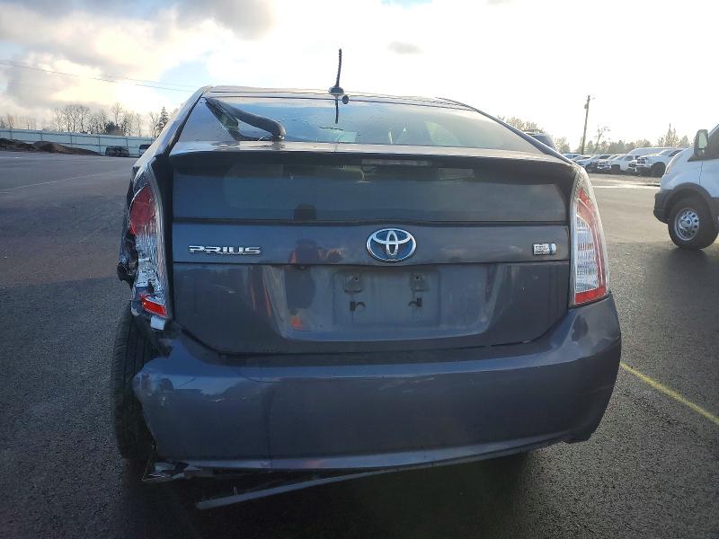 Photo 6 from auction – 2013 TOYOTA PRIUS with VIN JTDKN3DU2D5570616