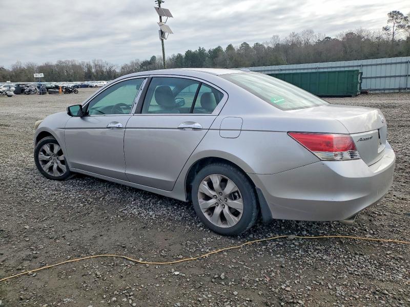 Photo 2 from auction – 2010 HONDA ACCORD EXL with VIN 1HGCP3F87AA030228