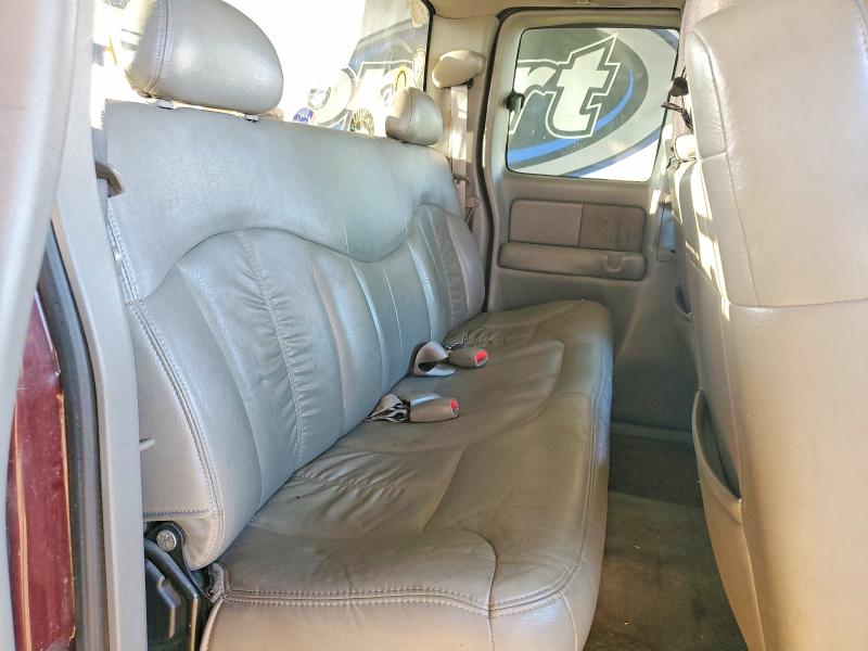 Photo 10 from auction – 2000 CHEVROLET SILVERADO with VIN 1GCEC19T4YZ339867