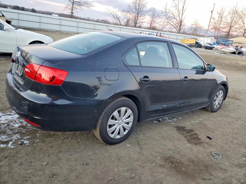 Photo 3 from auction – 2011 VOLKSWAGEN JETTA BASE with VIN 3VW2K7AJ4BM079317