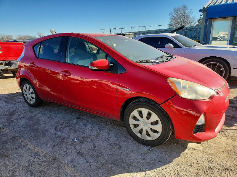 Photo 4 from auction – 2012 TOYOTA PRIUS C with VIN JTDKDTB37C1003935