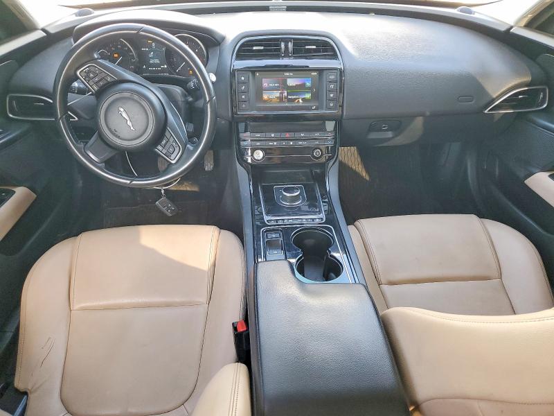Photo 8 from auction – 2017 JAGUAR XE with VIN SAJAR4BN2HCP15092