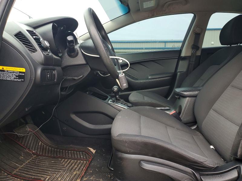 Photo 7 from auction – 2017 KIA FORTE LX with VIN 3KPFL4A73HE049006
