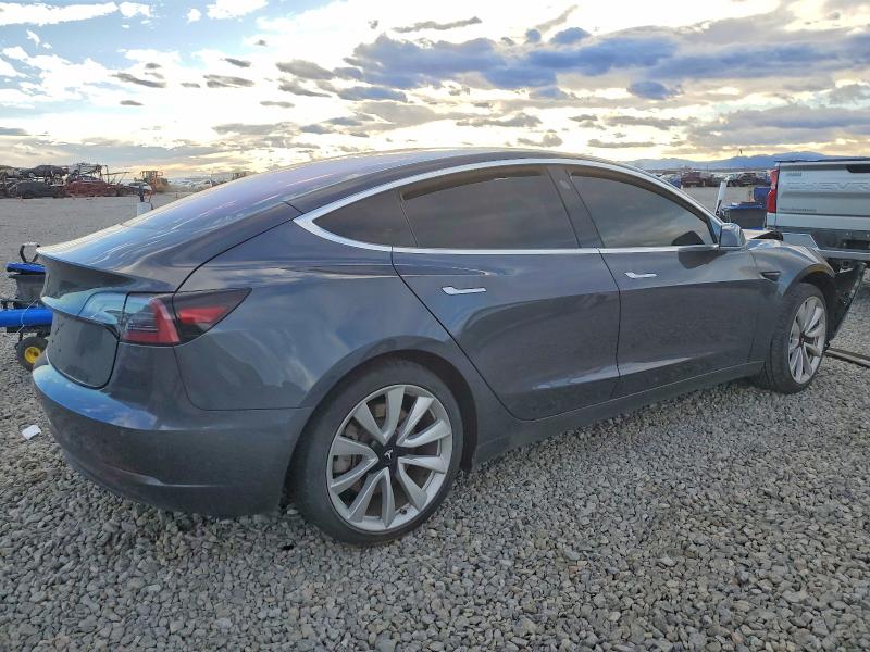 Photo 3 from auction – 2018 TESLA MODEL 3 with VIN 5YJ3E1EA0JF007832