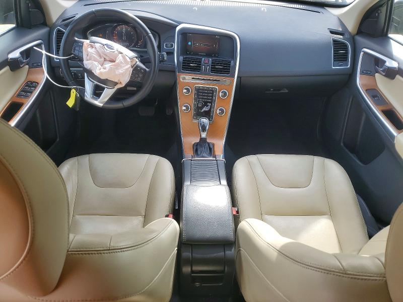 Photo 8 from auction – 2017 VOLVO XC60 T5 IN with VIN YV440MDU0H2018677