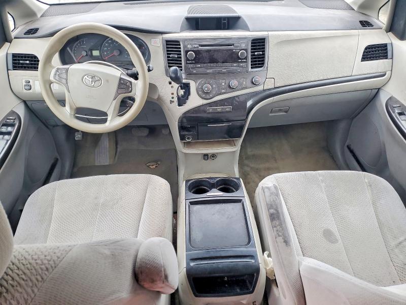 Photo 8 from auction – 2011 TOYOTA SIENNA LE with VIN 5TDKK3DC4BS135295