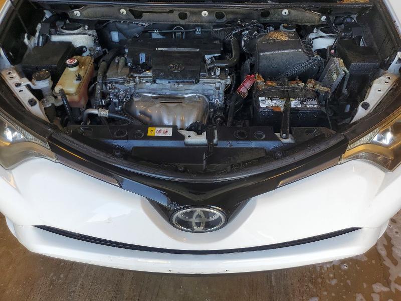 Photo 11 from auction – 2017 TOYOTA RAV4 LE with VIN JTMZFREV6HJ129882