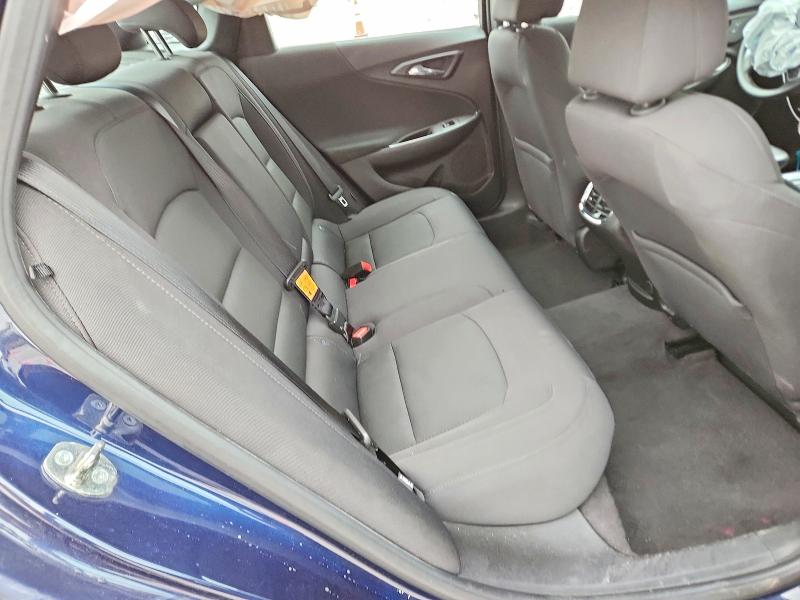 Photo 10 from auction – 2017 CHEVROLET MALIBU LT with VIN 1G1ZE5ST2HF231836