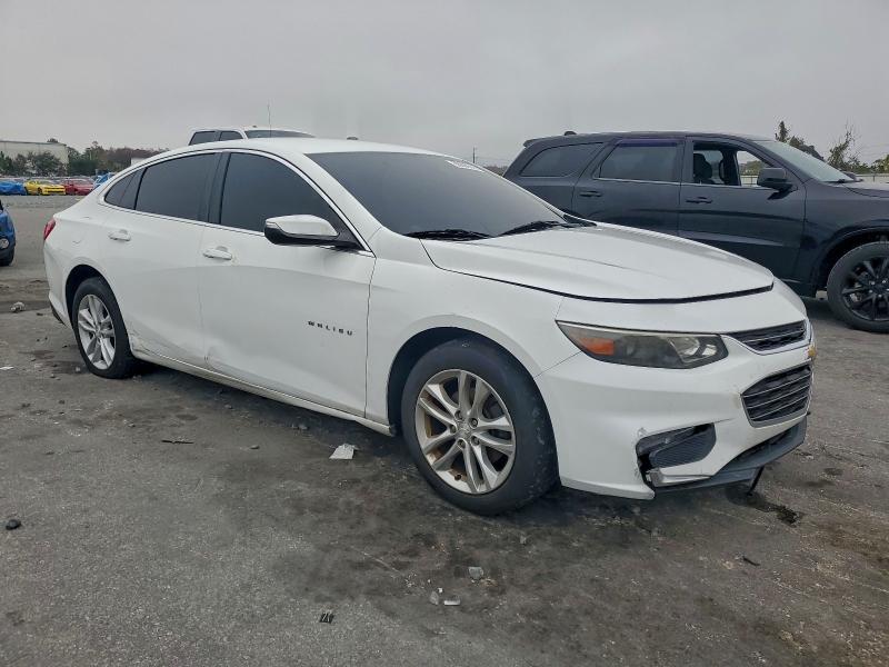 Photo 4 from auction – 2016 CHEVROLET MALIBU LT with VIN 1G1ZE5ST8GF308661