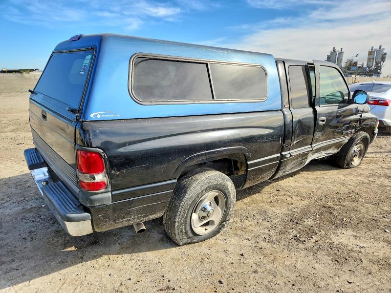 Photo 3 from auction – 2001 DODGE RAM 1500 with VIN 3B7HC13Z81G211728