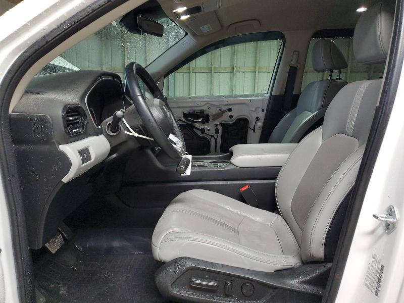 Photo 7 from auction – 2023 HONDA PILOT EXL with VIN 5FNYG2H55PB009900