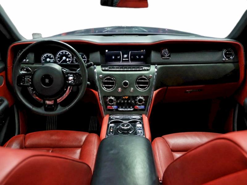 Photo 9 from auction – 2019 ROLLS-ROYCE CULLINAN with VIN SLA689X52KU113931