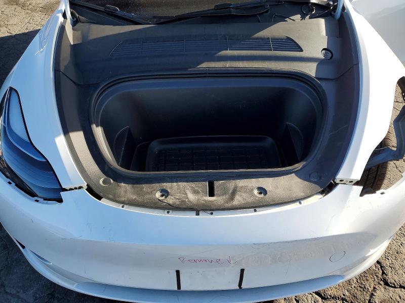 Photo 11 from auction – 2024 TESLA MODEL Y with VIN 7SAYGDED0RF170278