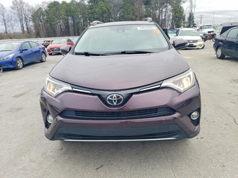 Photo 5 from auction – 2017 TOYOTA RAV4 XLE with VIN 2T3WFREVXHW321326