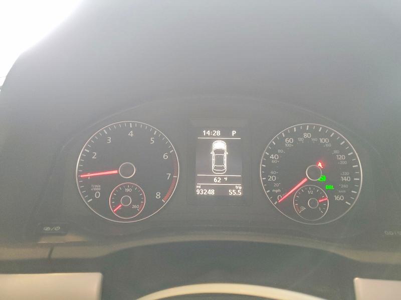 Photo 9 from auction – 2014 VOLKSWAGEN EOS KOMFOR with VIN WVWBW8AH6EV007328