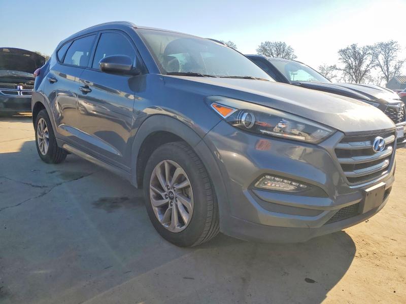 Photo 4 from auction – 2016 HYUNDAI TUCSON LIM with VIN KM8J33A47GU092592