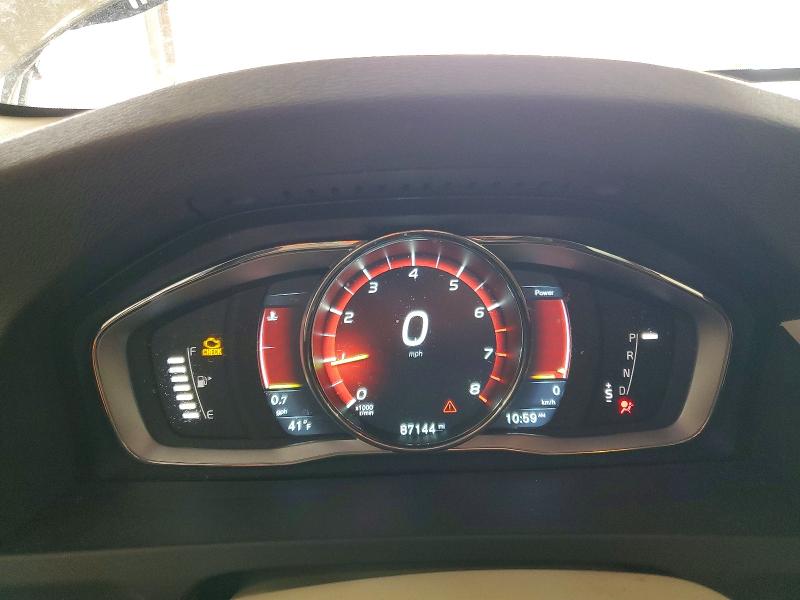Photo 9 from auction – 2015 VOLVO S60 PREMIE with VIN YV126MFK3F2336563
