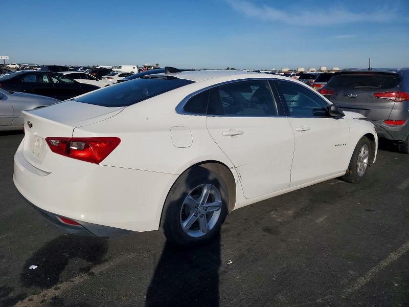 Photo 3 from auction – 2020 CHEVROLET MALIBU with VIN 1G1ZB5ST1LF106943