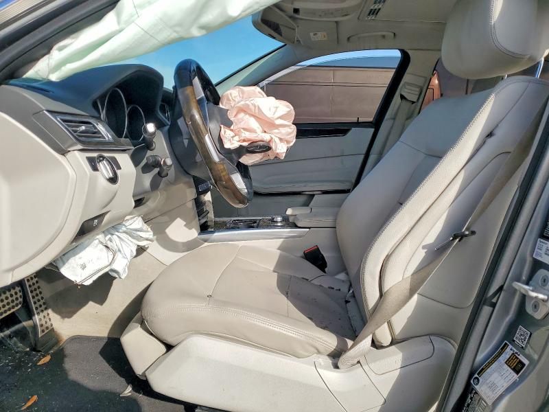 Photo 7 from auction – 2014 MERCEDES-BENZ E 350 with VIN WDDHF5KB7EB057715