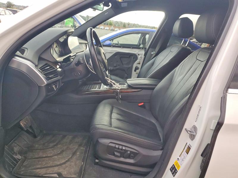 Photo 7 from auction – 2018 BMW X5 XDRIVE3 with VIN 5UXKR0C51JL075004