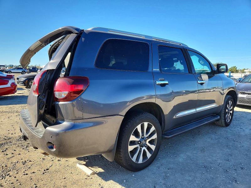 Photo 3 from auction – 2022 TOYOTA SEQUOIA with VIN 5TDFY5A11NS076645