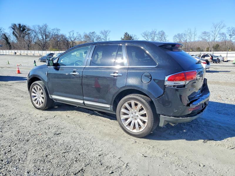 Photo 2 from auction – 2011 LINCOLN MKX with VIN 2LMDJ6JK7BBJ23247
