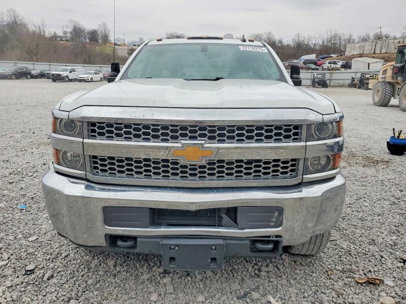 Photo 5 from auction – 2019 CHEVROLET SILVERADO with VIN 2GC2KREG2K1172230