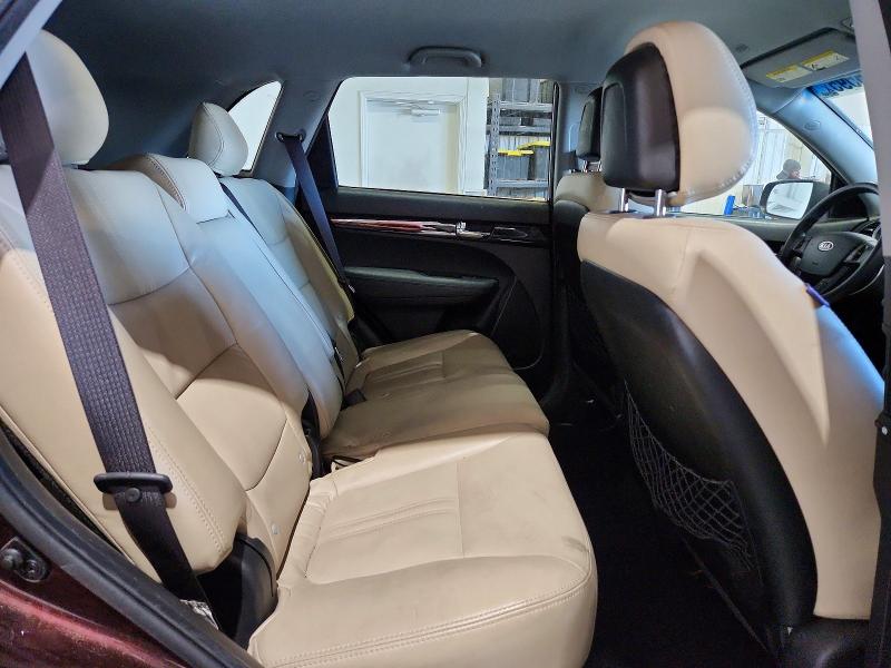 Photo 11 from auction – 2011 KIA SORENTO BA with VIN 5XYKT3A17BG182723