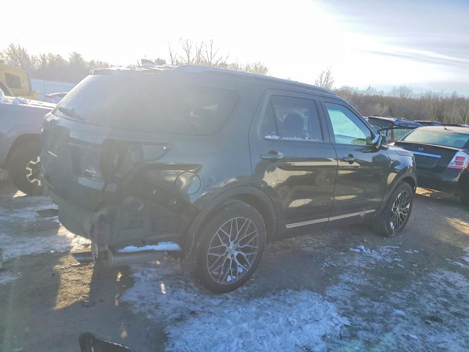 Photo 3 from auction – 2016 FORD EXPLORER X with VIN 1FM5K8D88GGC37802
