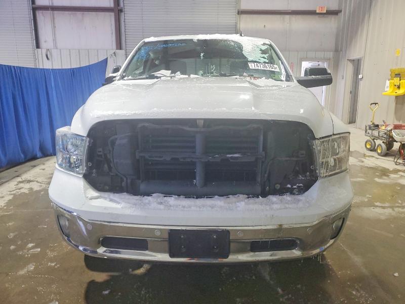 Photo 5 from auction – 2018 RAM 1500 with VIN 3C6RR7LT7JG129790