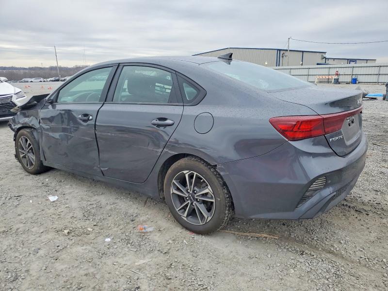 Photo 2 from auction – 2023 KIA FORTE with VIN 3KPF24AD6PE692859
