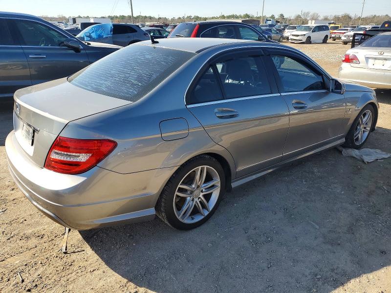Photo 3 from auction – 2012 MERCEDES-BENZ C with VIN WDDGF4HB3CA677591