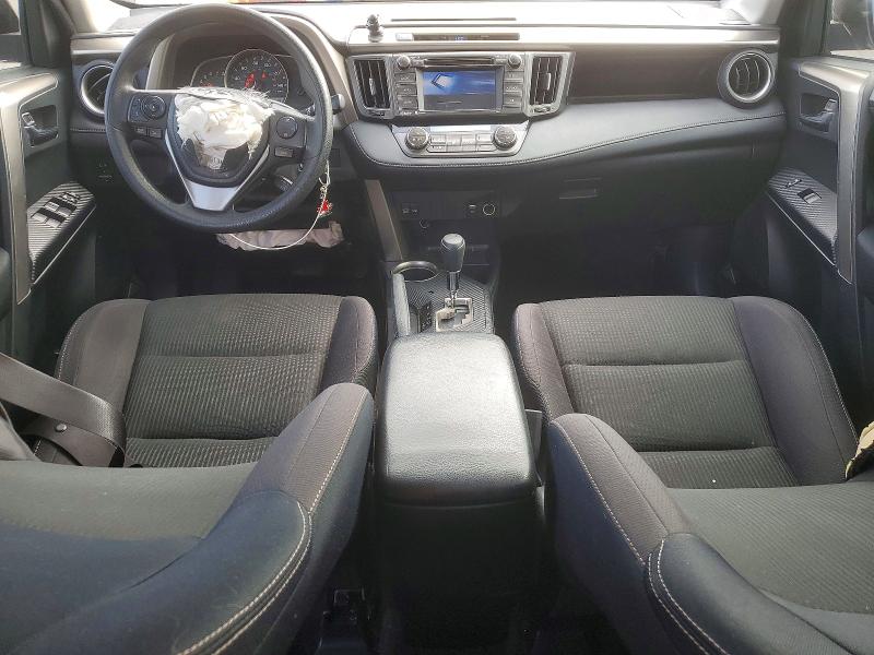 Photo 8 from auction – 2015 TOYOTA RAV4 XLE with VIN JTMWFREVXFJ033494
