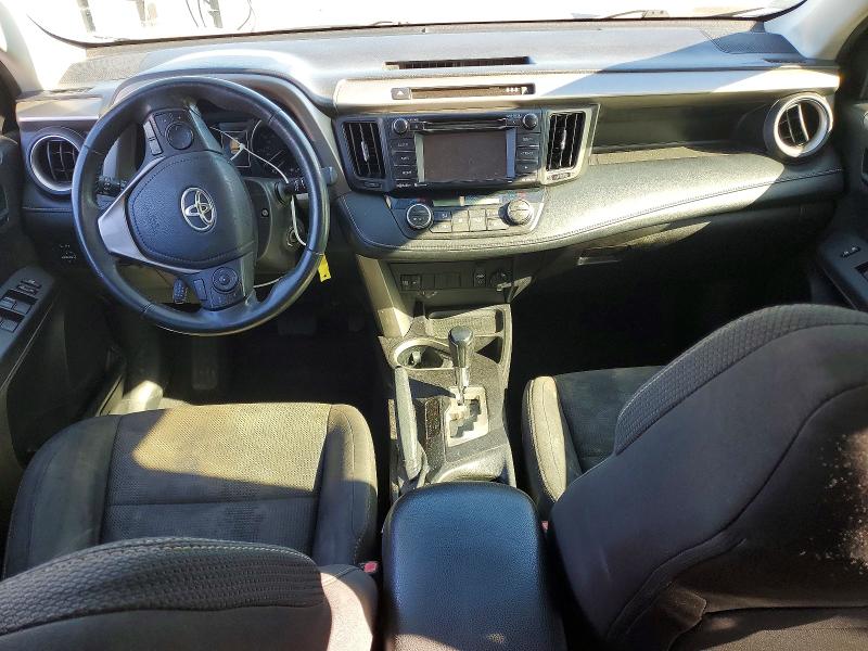 Photo 8 from auction – 2017 TOYOTA RAV4 XLE with VIN 2T3WFREV6HW367882