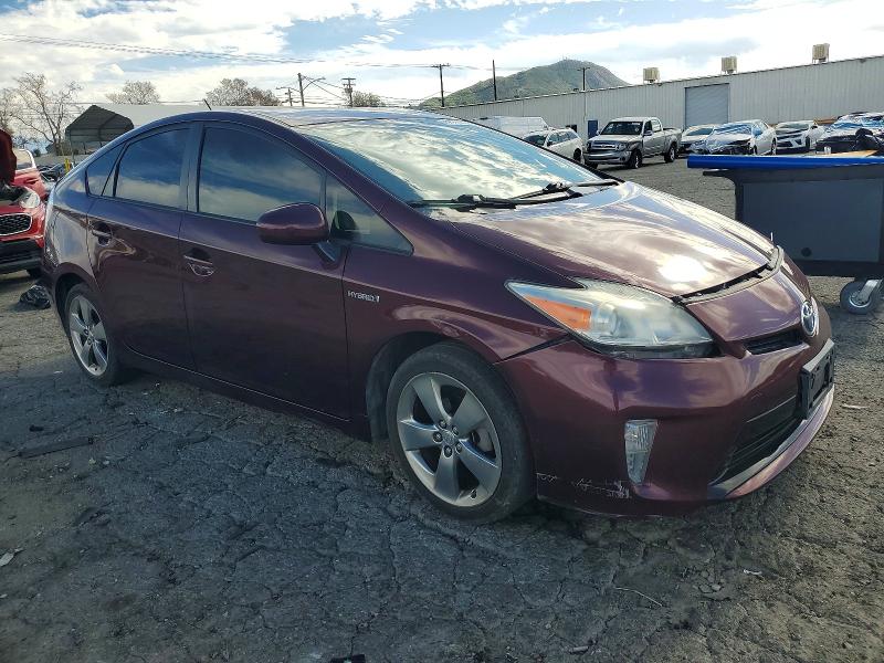 Photo 4 from auction – 2013 TOYOTA PRIUS with VIN JTDKN3DU3D5599199