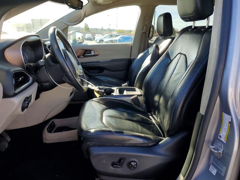 Photo 7 from auction – 2017 CHRYSLER PACIFICA with VIN 2C4RC1BG6HR656512