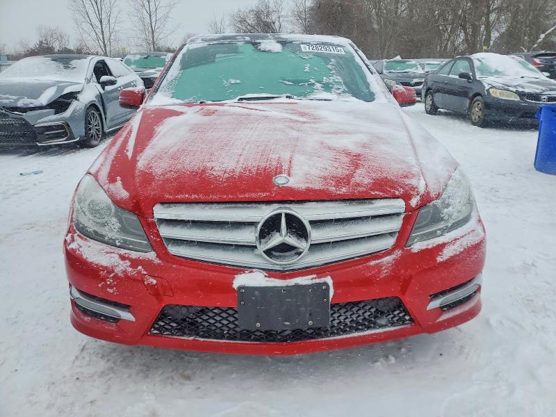Photo 5 from auction – 2012 MERCEDES-BENZ C 300 4MAT with VIN WDDGF8BB7CA638079