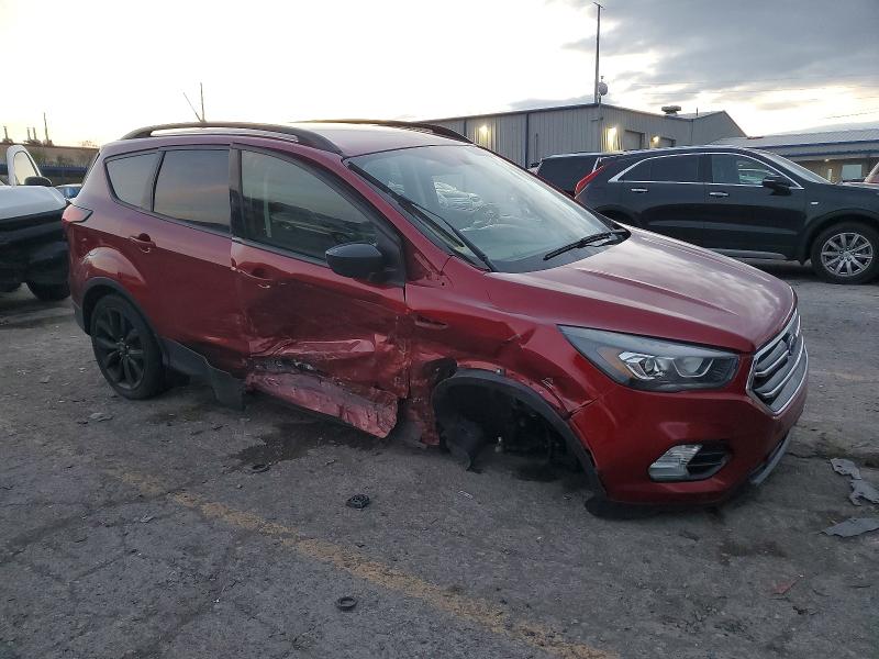 Photo 4 from auction – 2019 FORD ESCAPE SE with VIN 1FMCU0GD6KUC25671