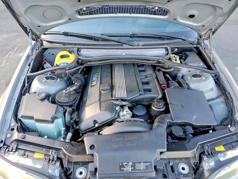 Photo 11 from auction – 2005 BMW 325CI with VIN WBABW33405PL38131