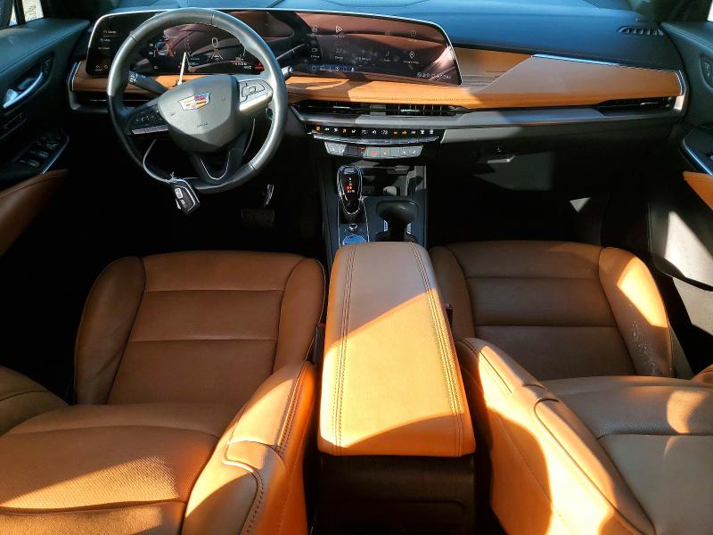 Foto 8 de la subasta – 2025 CADILLAC XT4 PREMIU con VIN 1GYFZDR49SF145450