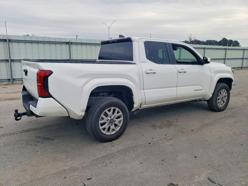 Photo 3 from auction – 2024 TOYOTA TACOMA with VIN 3TMKB5FN2RM020196